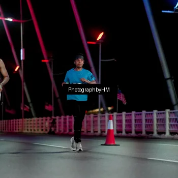 Runner Photo 6688383