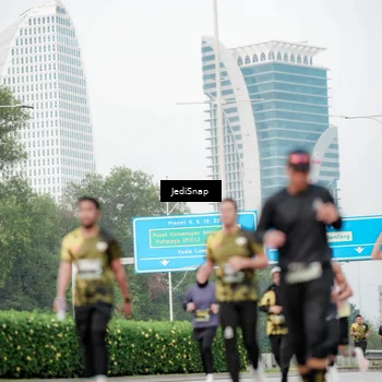 Runner Photo 6688385