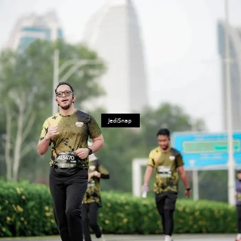Runner Photo 6688393