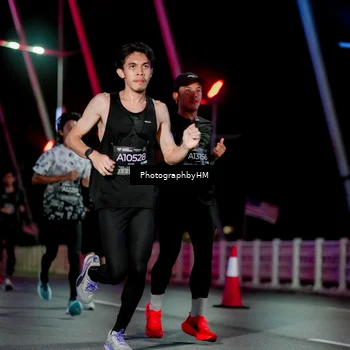 Runner Photo 6688416