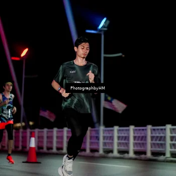 Runner Photo 6688424