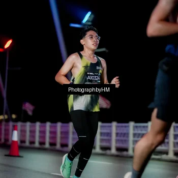 Runner Photo 6688436