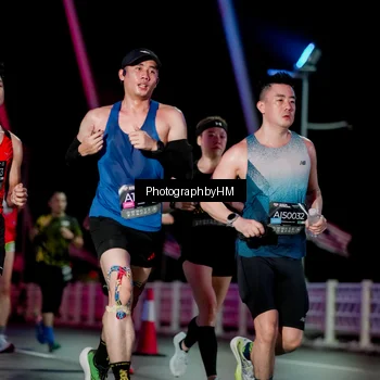 Runner Photo 6688446