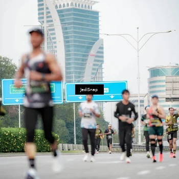 Runner Photo 6688448