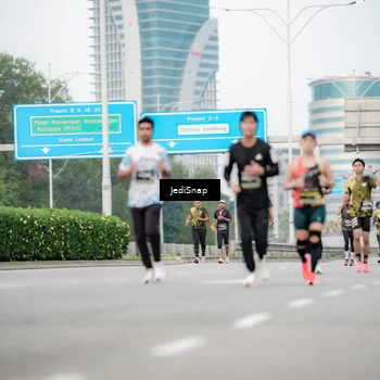 Runner Photo 6688461