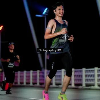 Runner Photo 6688493
