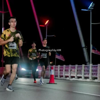 Runner Photo 6688502