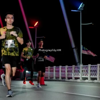 Runner Photo 6688505