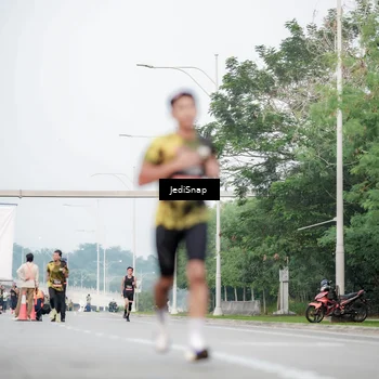 Runner Photo 6688509