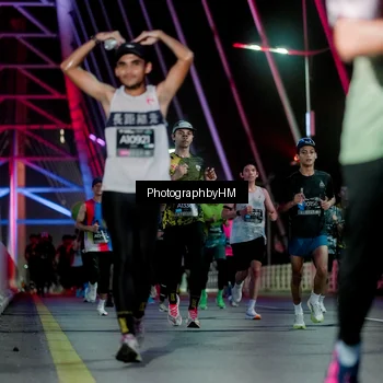 Runner Photo 6688524