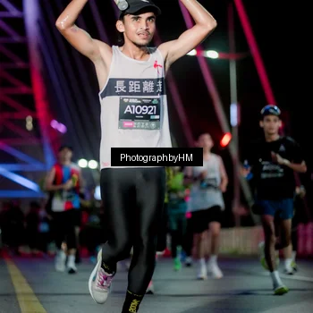 Runner Photo 6688529