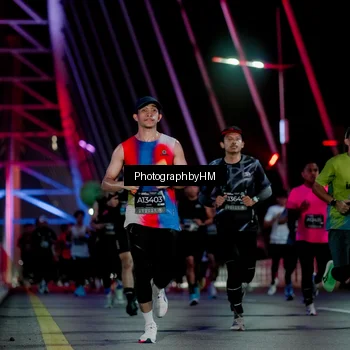 Runner Photo 6688535