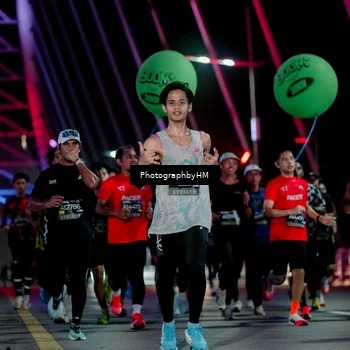 Runner Photo 6688541