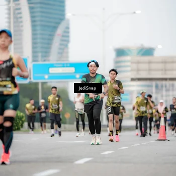 Runner Photo 6688545