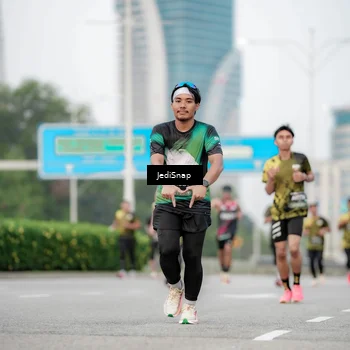Runner Photo 6688570