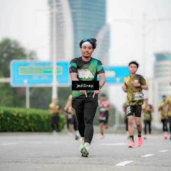 Runner Photo 6688575