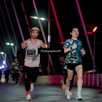 Runner Photo 6688639