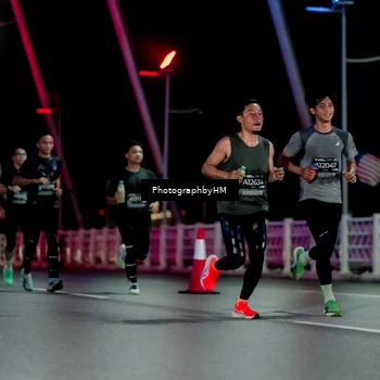 Runner Photo 6688670