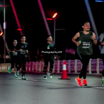 Runner Photo 6688671