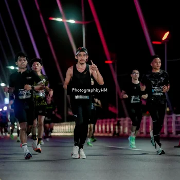 Runner Photo 6688675