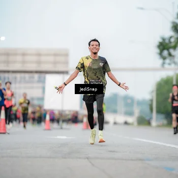 Runner Photo 6688681