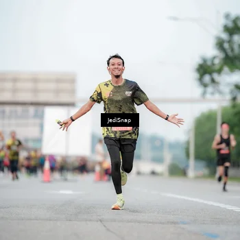 Runner Photo 6688731