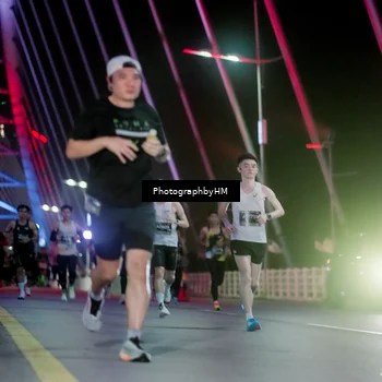 Runner Photo 6688736