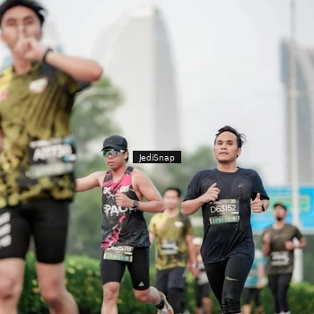 Runner Photo 6688779