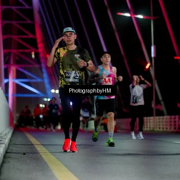 Runner Photo 6688780