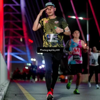 Runner Photo 6688799