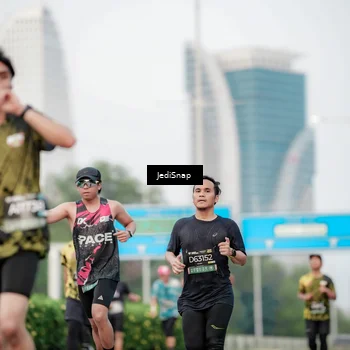 Runner Photo 6688809