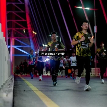 Runner Photo 6688844