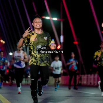 Runner Photo 6688862