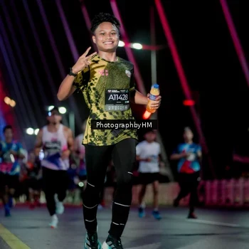 Runner Photo 6688863