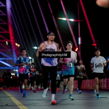 Runner Photo 6688871