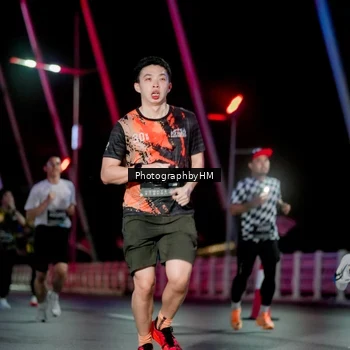 Runner Photo 6688904