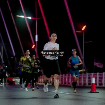 Runner Photo 6688905
