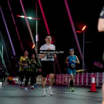 Runner Photo 6688907
