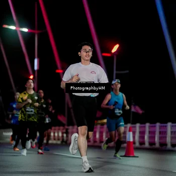 Runner Photo 6688911