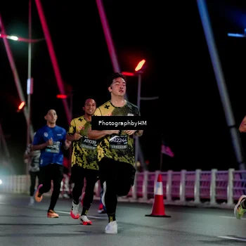 Runner Photo 6688919