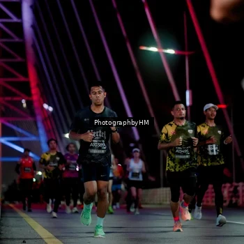 Runner Photo 6688954