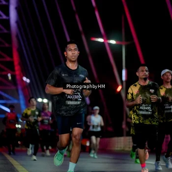 Runner Photo 6688965