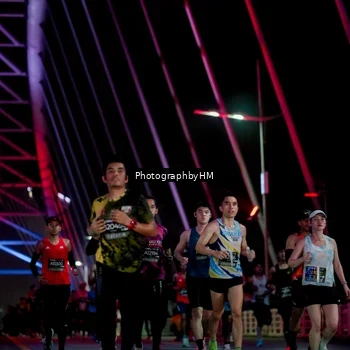 Runner Photo 6688973