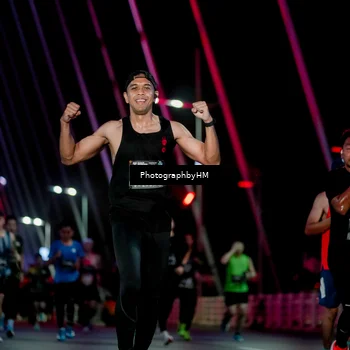Runner Photo 6689009