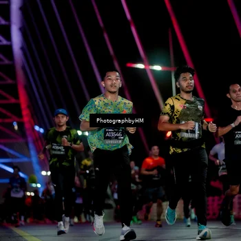 Runner Photo 6689040