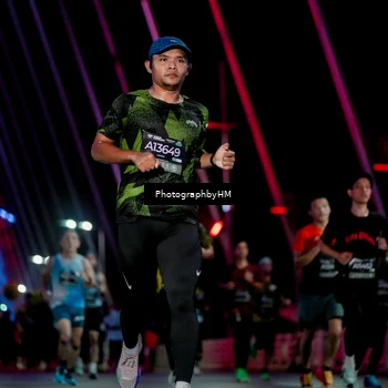 Runner Photo 6689047