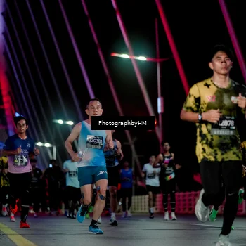 Runner Photo 6689052