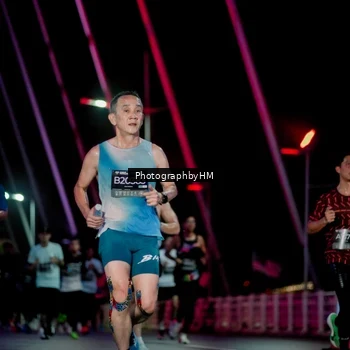 Runner Photo 6689063