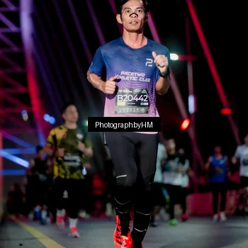 Runner Photo 6689076