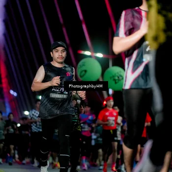 Runner Photo 6689103